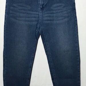 Women’s Capris by Blue Identity…size 8